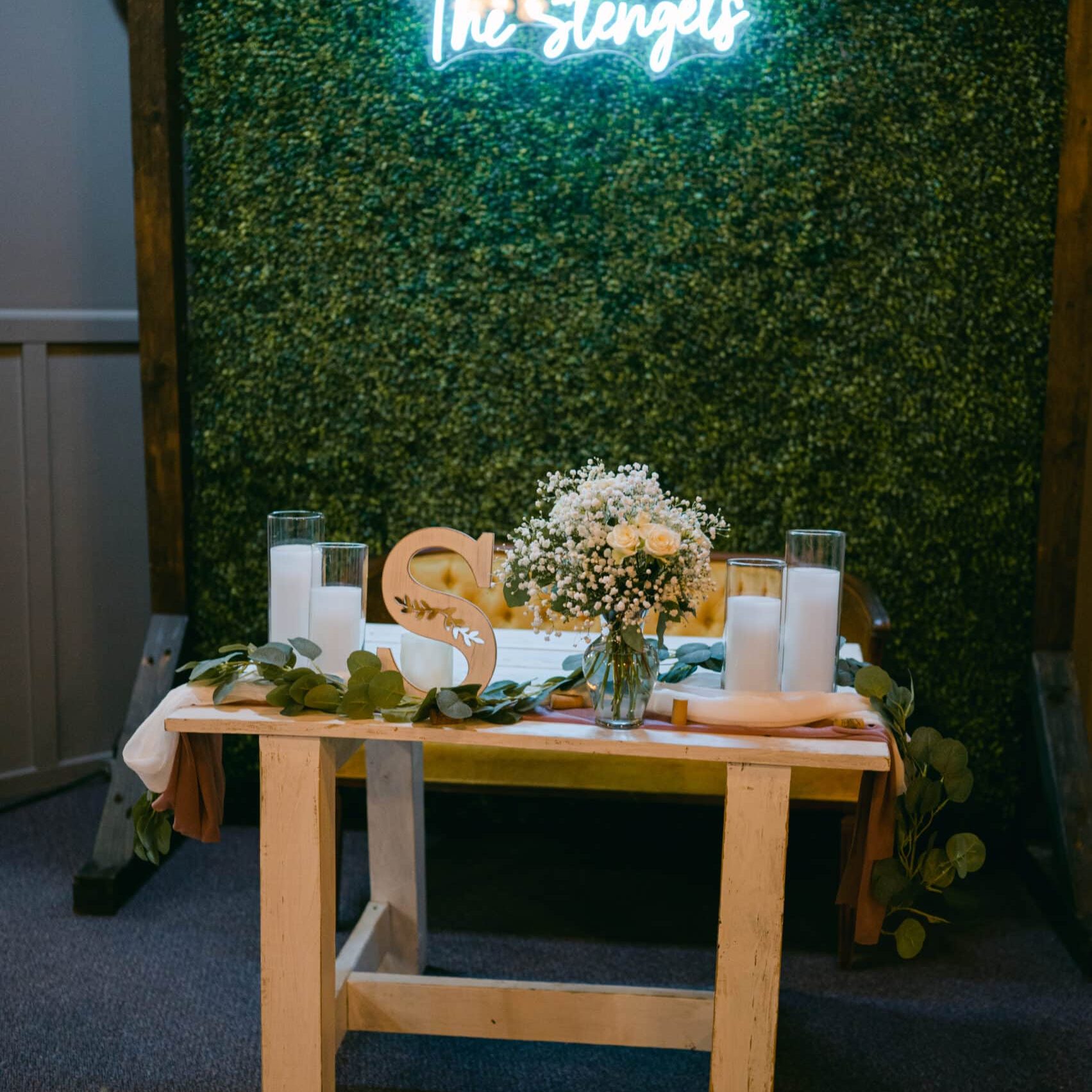 Bride and groom's reception table